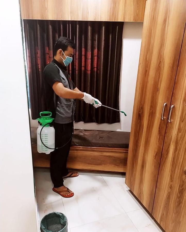 Hotel Ashyana - Near To Grant Road Station มุมไบ ภายนอก รูปภาพ