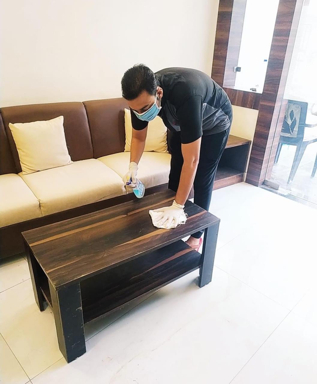 Hotel Ashyana - Near To Grant Road Station มุมไบ ภายนอก รูปภาพ
